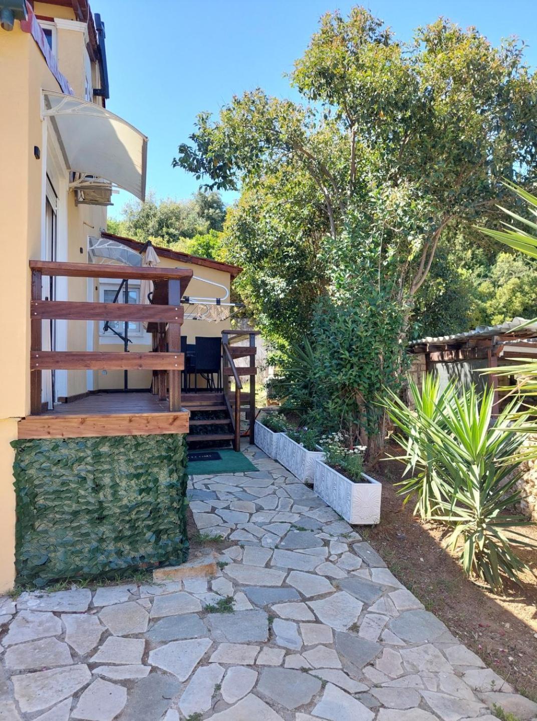Thanos Guesthouse Corfu Agioi Deka  Exterior photo